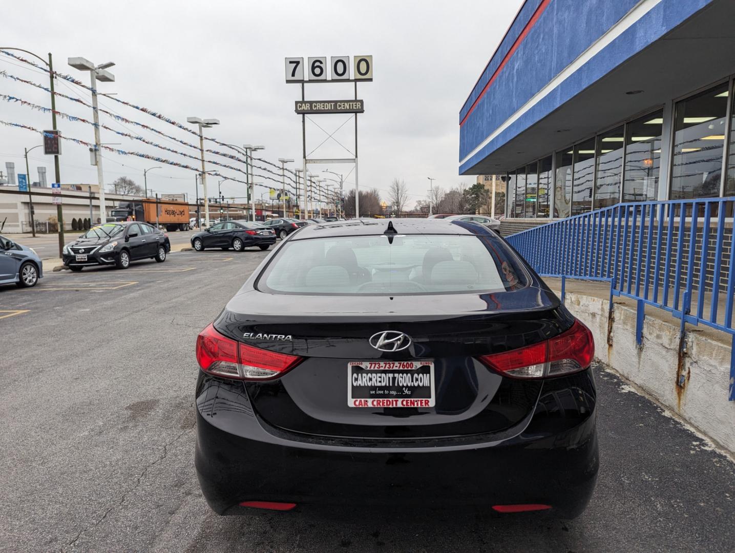 2013 BLACK Hyundai Elantra Limited (5NPDH4AE4DH) with an 1.8L L4 DOHC 16V engine, 6-Speed Automatic transmission, located at 7600 S Western Ave., Chicago, IL, 60620, (773) 918-3980, 0.000000, 0.000000 - Photo#3